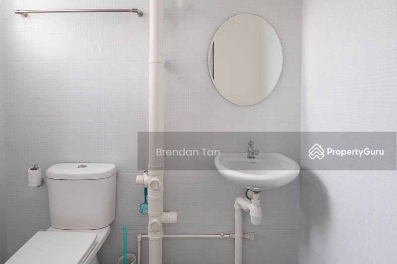 Master Bedroom Toilet