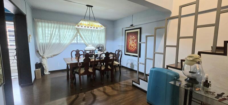 For Sale - 245 Tampines Street 21