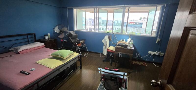 For Sale - 245 Tampines Street 21