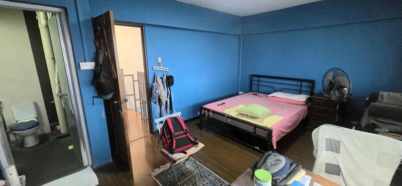 For Sale - 245 Tampines Street 21