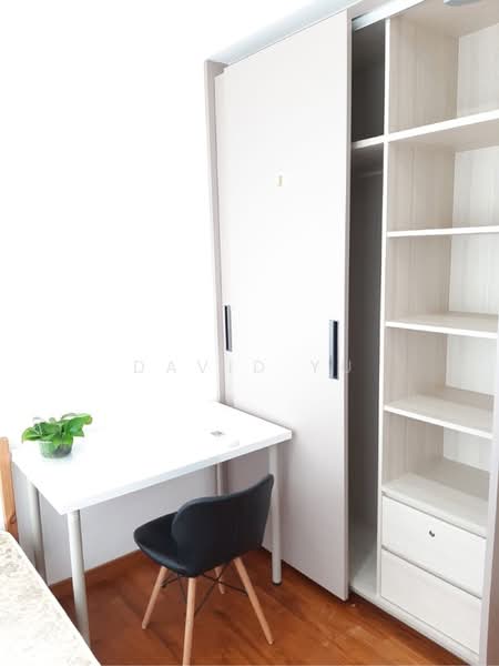 J Gateway, 2 Gateway Drive, Room Rental, 90 sqft, Condominium For Rent, by David Yu, 25598153 - PropertyGuru.com.sg
