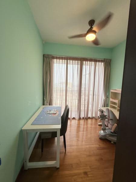 The Parc Condominium, 1 West Coast Walk, Buona Vista / West Coast / Clementi New Town, 3 Bedrooms, 1,217 sqft, Condominium For Rent, by Florence Zheng Zhen, 25598355 - Study - PropertyGuru.com.sg