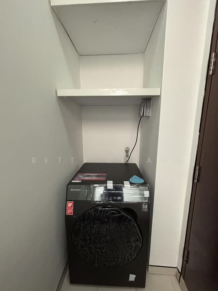 Bliss Residences, 17 Jalan Masjid, 2 Bedrooms, 840 sqft, Apartment For Rent, by Betty Chiang, 25598451 - Relatively new washer - PropertyGuru.com.sg