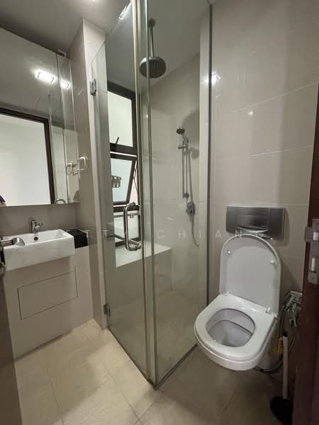Bliss Residences, 17 Jalan Masjid, 2 Bedrooms, 840 sqft, Apartment For Rent, by Betty Chiang, 25598451 - Common Bath - PropertyGuru.com.sg