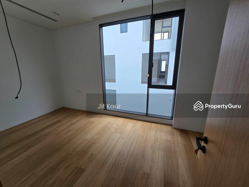 For Sale - Philips Ave