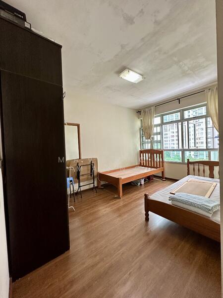 22 Ghim Moh Link HDB Flat For Sale at S$ 910,000 | PropertyGuru Singapore - Bedroom