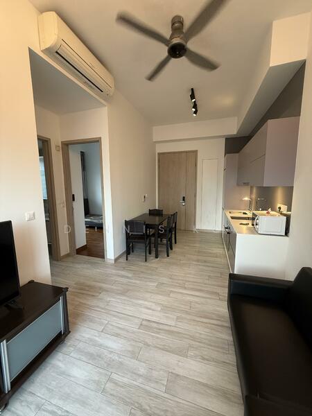 J Gateway, , 2 Bedrooms, 678 sqft, Condominium For Rent, by Dennis Koh, 25599268 - Living Room - PropertyGuru.com.sg