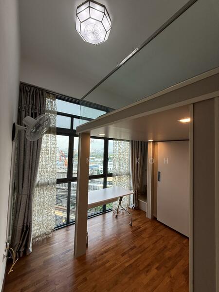 J Gateway, , 2 Bedrooms, 678 sqft, Condominium For Rent, by Dennis Koh, 25599268 - PropertyGuru.com.sg