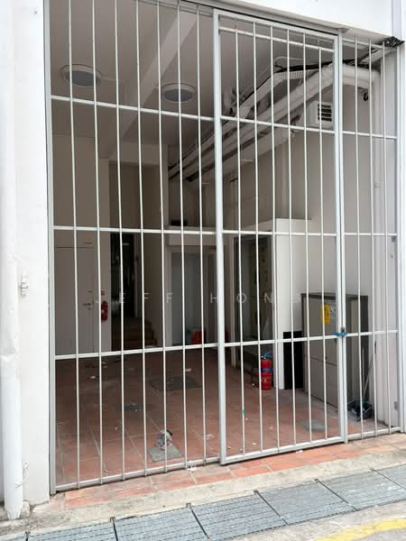 Geylang Main Road, Geylang Road, Eunos / Geylang / Paya Lebar, 2,802 sqft, Shop / Shophouse For Sale, by Jeff Hong, 25599336 - Entrance - CommercialGuru.com.sg