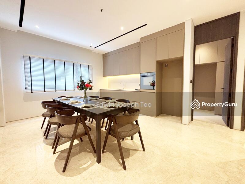 For Sale - WOW! ❤️ D9 Brand New with Pool & Lift! ❤️ 2 Mins walk to Paragon!