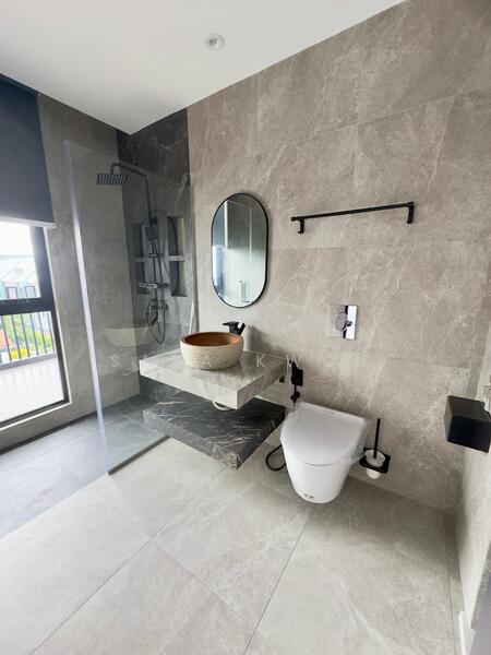 Highland Road, Highland Road, Room Rental, 400 sqft, Terraced House For Rent, by Sara Kwon, 25599632 - Bathroom - PropertyGuru.com.sg