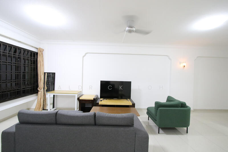 7 Lorong 7 Toa Payoh, 7 Lorong 7 Toa Payoh, 3 Bedrooms, 1,291 sqft, HDB Flat For Rent, by Aldrick Loh, 25599644 - Living Room - PropertyGuru.com.sg