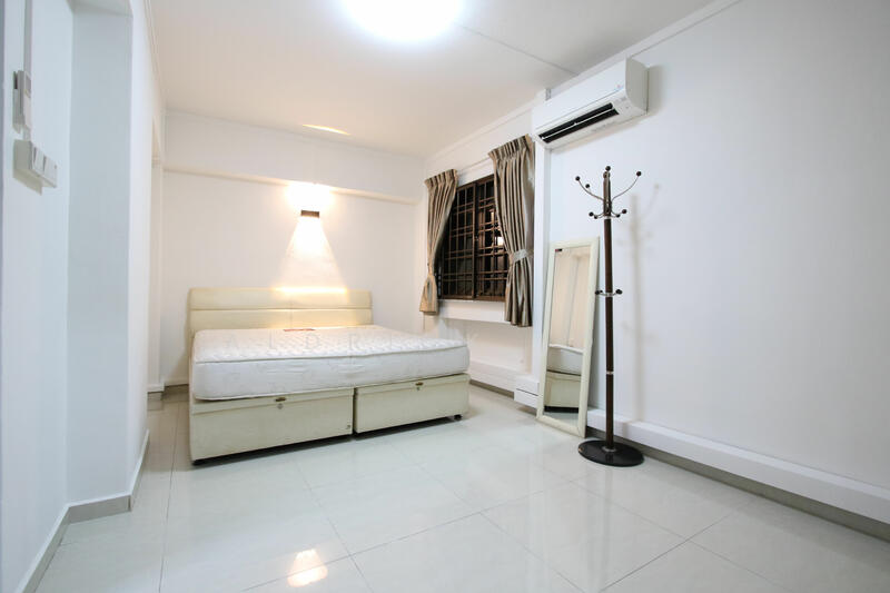 7 Lorong 7 Toa Payoh, 7 Lorong 7 Toa Payoh, 3 Bedrooms, 1,291 sqft, HDB Flat For Rent, by Aldrick Loh, 25599644 - Master Bedroom - PropertyGuru.com.sg