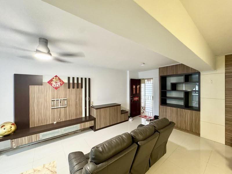 202A Compassvale Drive, 202A Compassvale Drive, Hougang / Punggol / Sengkang, 4 Bedrooms, 1,399 sqft, HDB Flat For Rent, by Joey Lim, 25599874 - Living Room - PropertyGuru.com.sg