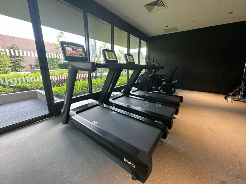 Midtown Modern, 18 Tan Quee Lan Street, Beach Road / Bugis / Rochor, 3 Bedrooms, 904 sqft, Condominium For Rent, by James Ow, 25600458 - Gym - PropertyGuru.com.sg