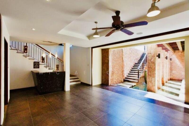 This photo is a Detached House I have For Sale ready build and can view anytime Call 94754785 