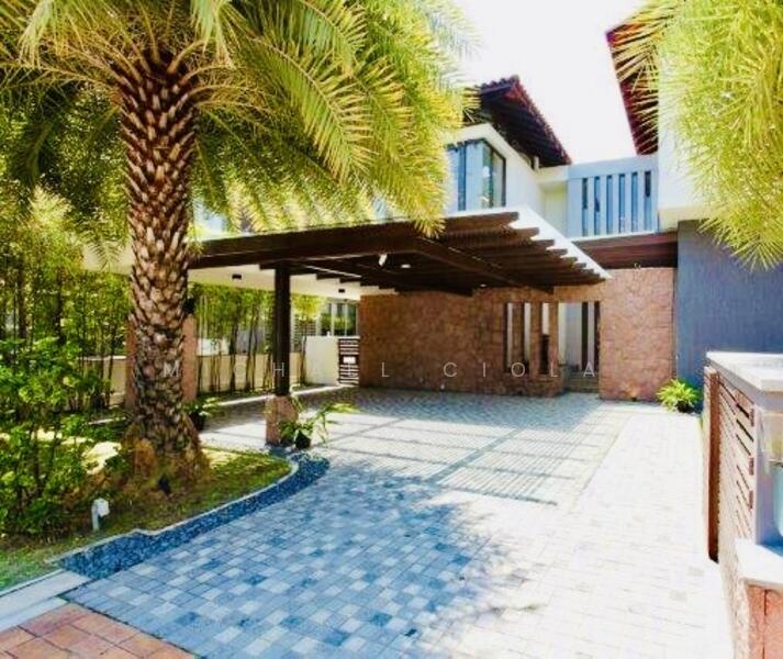 This photo is a Detached House I have For Sale ready build and can view anytime Call 94754785 