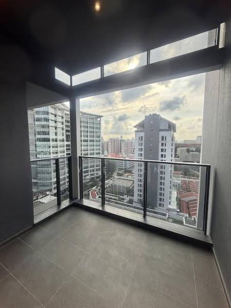 The M, 30 Middle Road, Beach Road / Bugis / Rochor, 2 Bedrooms, 614 sqft, Condominium For Sale, by Kaylee Sng, 25600988 - Balcony - PropertyGuru.com.sg