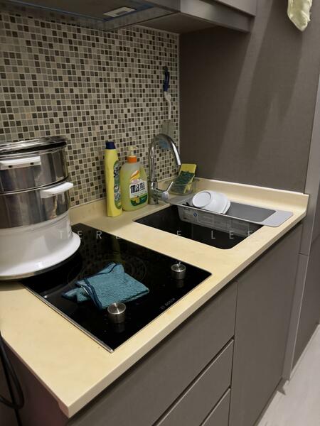 Guillemard Suites, 213 Guillemard Road, 1 Bedroom, 300 sqft, Apartment For Rent, by Terence Lee, 25601267 - Kitchen - PropertyGuru.com.sg