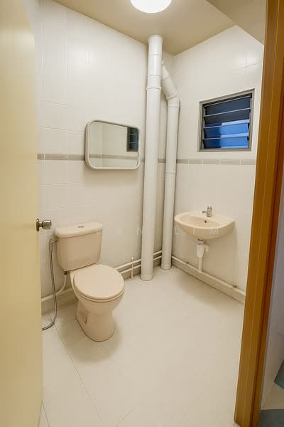 259C Compassvale Road, 259C Compassvale Road, 3 Bedrooms, 969 sqft, HDB Flat For Rent, by Kyean Lim, 25601517 - Bathroom - PropertyGuru.com.sg