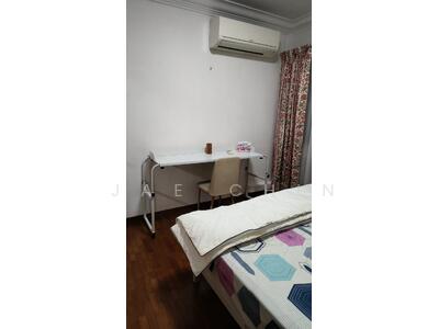 For Rent - 654 Woodlands Ring Road