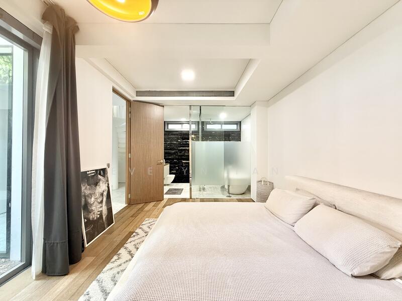For Rent - The Holland Collection