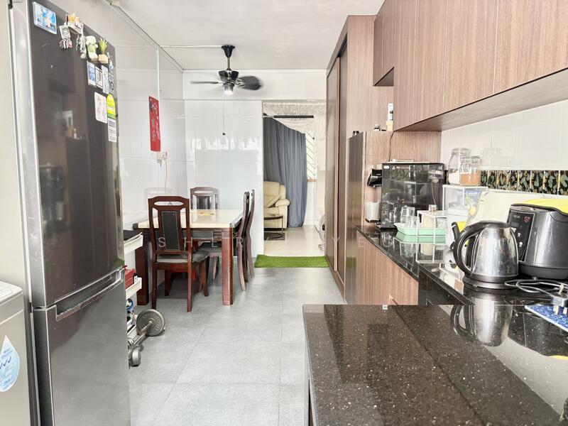 440 Yishun Avenue 11, 440 Yishun Avenue 11, Room Rental, 130 sqft, HDB Flat For Rent, by Sheryl Yeo, 25601858 - Kitchen - PropertyGuru.com.sg