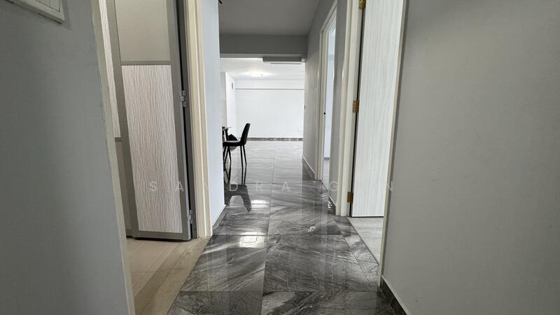 108C Canberra Walk, 108C Canberra Walk, 3 Bedrooms, 1,216 sqft, HDB Flat For Sale, by Sandra Gan, 25601922 - Corridor - PropertyGuru.com.sg