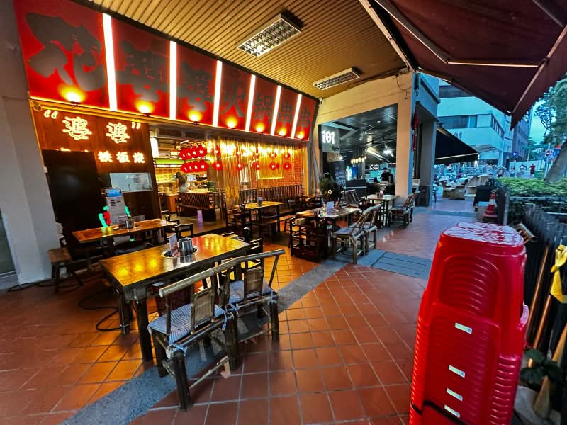 武吉士 连城街 超旺高人流餐饮店出租, Beach Road, Beach Road / Bugis / Rochor, 1,300 sqft, Food & Beverage For Rent, by J.B. Lin, 25602451 - CommercialGuru.com.sg