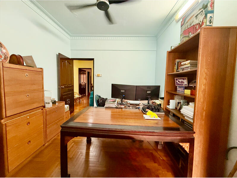 For Sale - Freehold Corner Terrace @ Lorong Marican