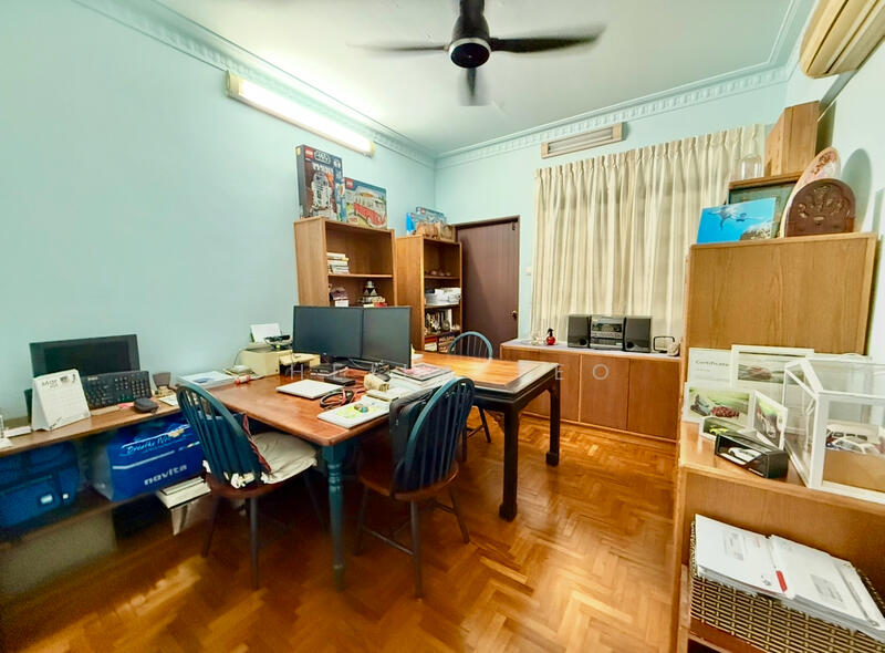 For Sale - Freehold Corner Terrace @ Lorong Marican