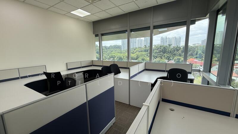Corporate Building @ Alexandra 5000sqft Fitted Condition Near Amenities, Other Sizes 1400 /2300 / 3400 /11000sqft Call 96858829, 4,900 sqft, Office For Rent, by RONN, 25602643 - CommercialGuru.com.sg