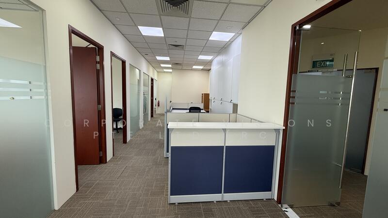 Corporate Building @ Alexandra 5000sqft Fitted Condition Near Amenities, Other Sizes 1400 /2300 / 3400 /11000sqft Call 96858829, 4,900 sqft, Office For Rent, by RONN, 25602643 - CommercialGuru.com.sg