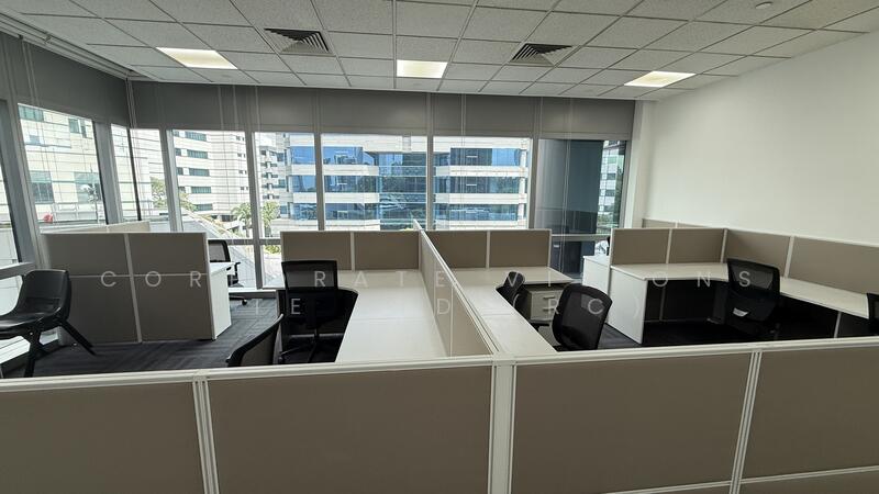 Corporate Building @ Alexandra 5000sqft Fitted Condition Near Amenities, Other Sizes 1400 /2300 / 3400 /11000sqft Call 96858829, 4,900 sqft, Office For Rent, by RONN, 25602643 - CommercialGuru.com.sg