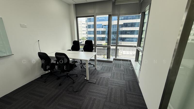 Corporate Building @ Alexandra 5000sqft Fitted Condition Near Amenities, Other Sizes 1400 /2300 / 3400 /11000sqft Call 96858829, 4,900 sqft, Office For Rent, by RONN, 25602643 - CommercialGuru.com.sg