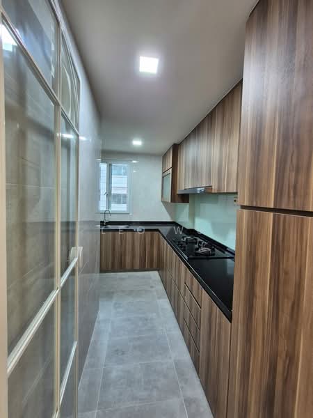 Sunflower View, 30 Lorong 36 Geylang, Room Rental, 150 sqft, Condominium For Rent, by Leo Wu, 25602663 - Kitchen - PropertyGuru.com.sg