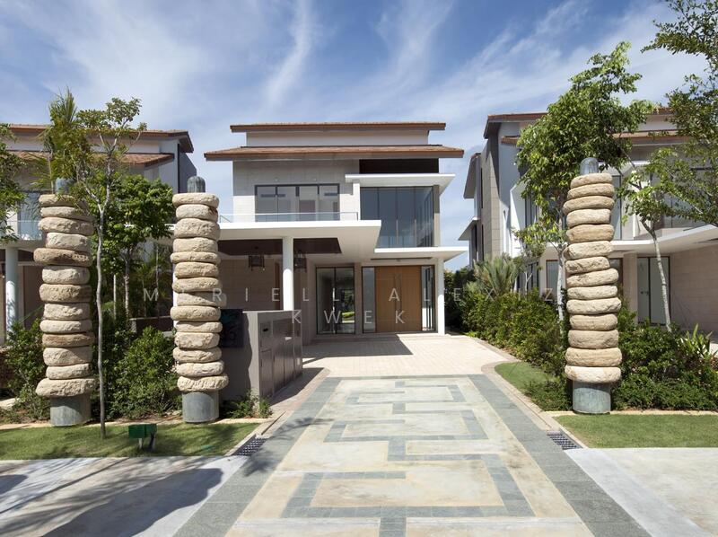 Sentosa Retreat with Private Berth & Pool, Paradise Island, Harbourfront / Telok Blangah, 8 Bedrooms, 11,371 sqft, Detached House For Rent, by Meriell Alexiz Kwek, 25602688 - Exterior - PropertyGuru.com.sg