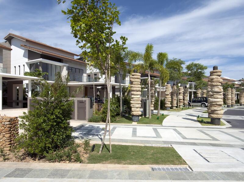 Sentosa Retreat with Private Berth & Pool, Paradise Island, Harbourfront / Telok Blangah, 8 Bedrooms, 11,371 sqft, Detached House For Rent, by Meriell Alexiz Kwek, 25602688 - Exterior - PropertyGuru.com.sg