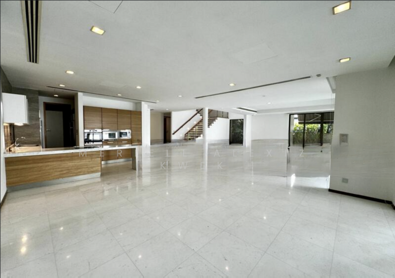 Sentosa Retreat with Private Berth & Pool, Paradise Island, Harbourfront / Telok Blangah, 8 Bedrooms, 11,371 sqft, Detached House For Rent, by Meriell Alexiz Kwek, 25602688 - PropertyGuru.com.sg