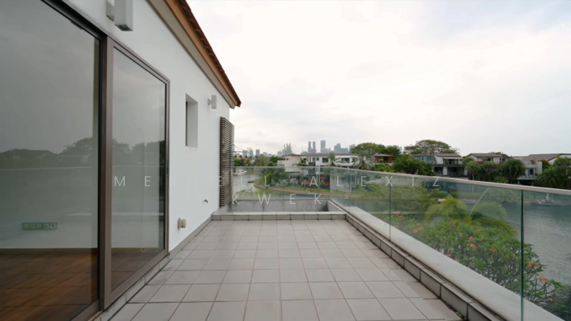 Sentosa Retreat with Private Berth & Pool, Paradise Island, Harbourfront / Telok Blangah, 8 Bedrooms, 11,371 sqft, Detached House For Rent, by Meriell Alexiz Kwek, 25602688 - Balcony - PropertyGuru.com.sg