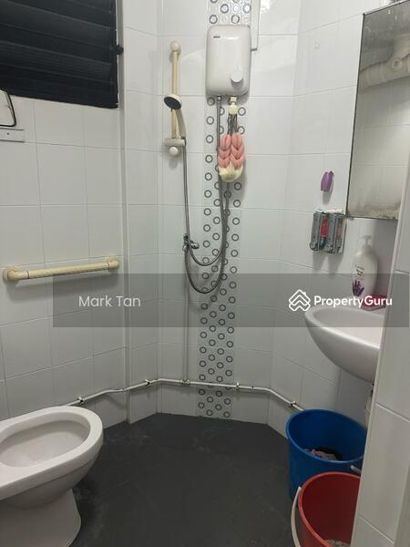For Rent - 243 Jurong East Street 24