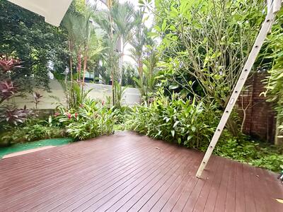 For Sale - Very Cheap! Bungalow in Chatsworth Area