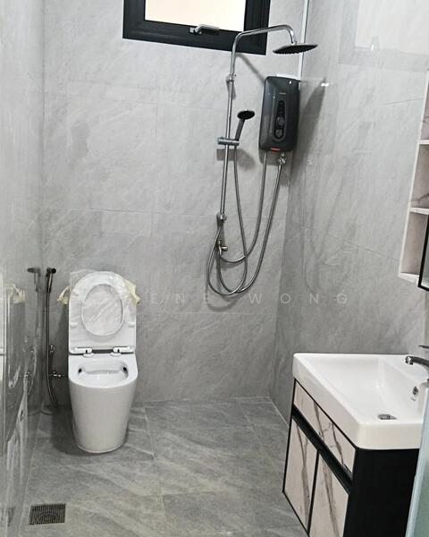 Newly Renovated Ensuite Rooms, Simon Road, Hougang / Punggol / Sengkang, Room Rental, 250 sqft, Terraced House For Rent, by Eugene Wong, 25603616 - PropertyGuru.com.sg