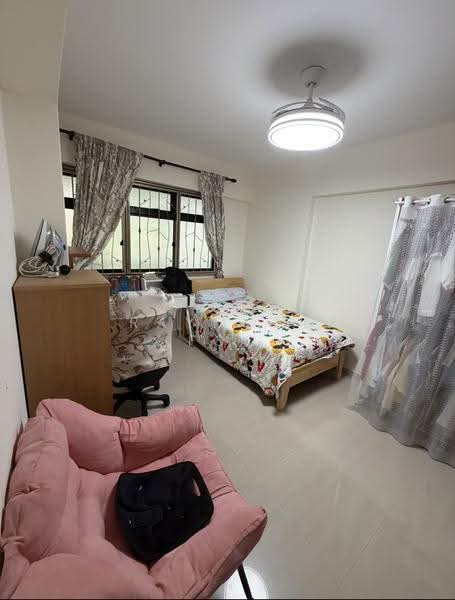 316A Ang Mo Kio Street 31, 316A Ang Mo Kio Street 31, Ang Mo Kio / Bishan / Thomson, Room Rental, 150 sqft, HDB Flat For Rent, by Raymond Foo, 25603895 - Bedroom - PropertyGuru.com.sg