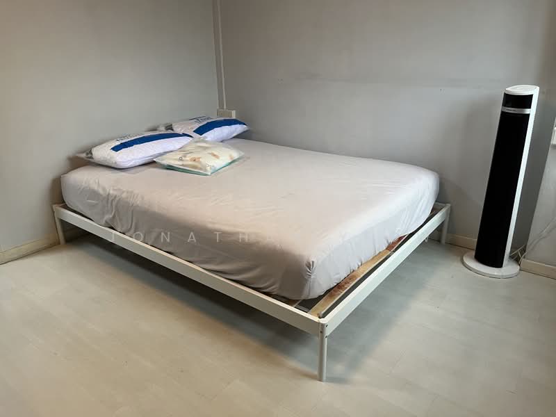 99 Whampoa Drive, 99 Whampoa Drive, Room Rental, 180 sqft, HDB Flat For Rent, by Jonathan Yeow, 25603905 - PropertyGuru.com.sg