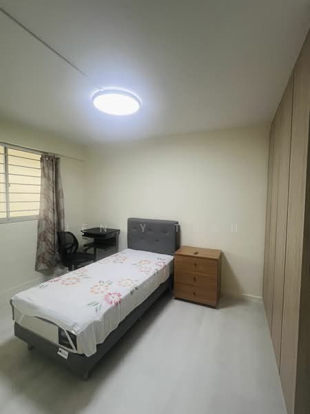 98 Lorong 1 Toa Payoh, 98 Lorong 1 Toa Payoh, Room Rental, 130 sqft, HDB Flat For Rent, by Jenny Tran, 25604171 - PropertyGuru.com.sg