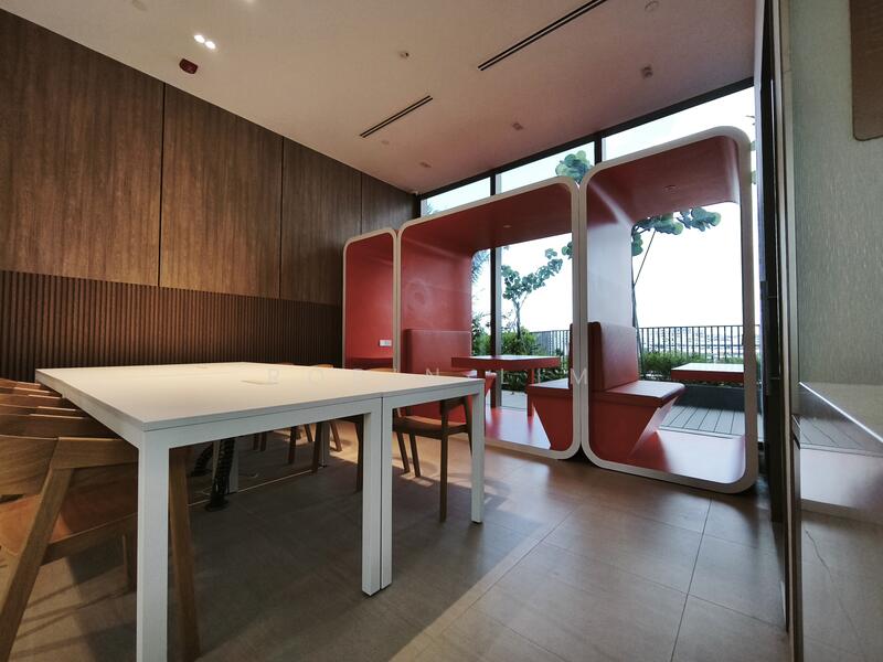 Pasir Ris 8, 18 Pasir Ris Drive 8, 4 Bedrooms, 1,023 sqft, Condominium For Rent, by Robin Lim, 25604249 - PropertyGuru.com.sg