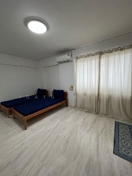 534 Pasir Ris Drive 1, 534 Pasir Ris Drive 1, 3 Bedrooms, 1,582 sqft, HDB Flat For Rent, by Idayu Jumari, 25604277 - Master Bedroom - PropertyGuru.com.sg