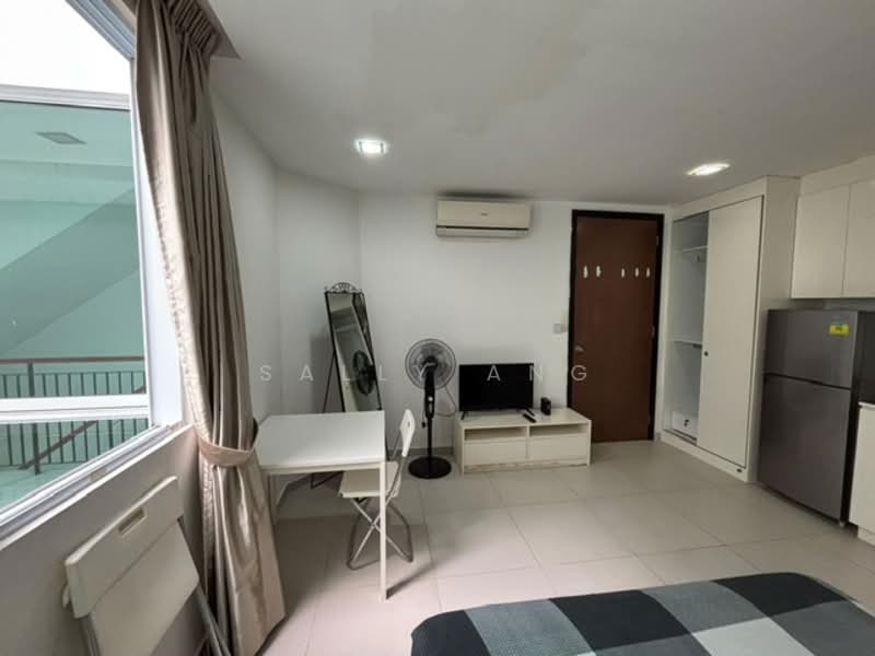 For Rent - 35 Quemoy Road