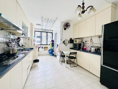 For Sale - 872 Tampines Street 84